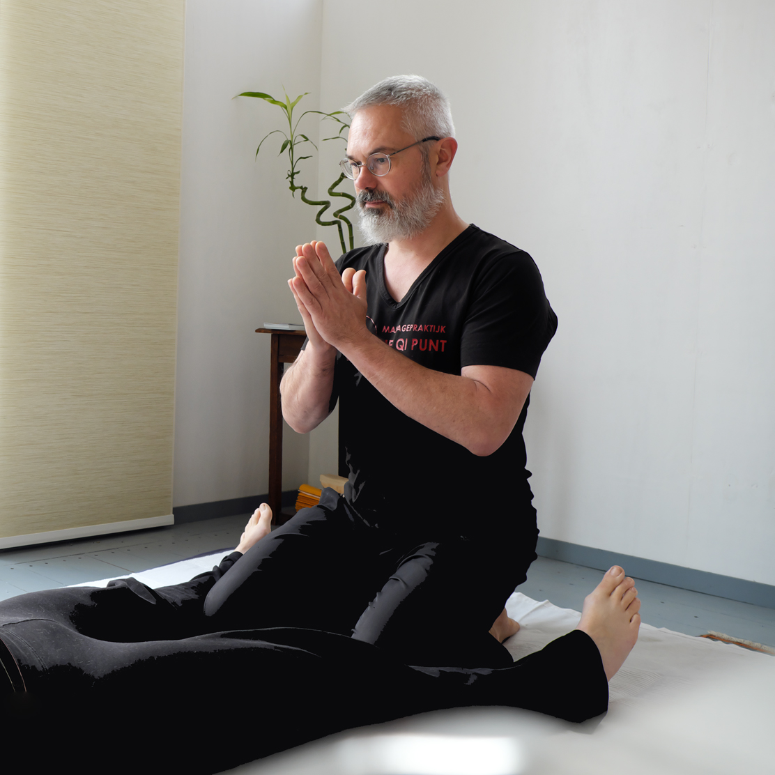 Thai yoga massage: waikru